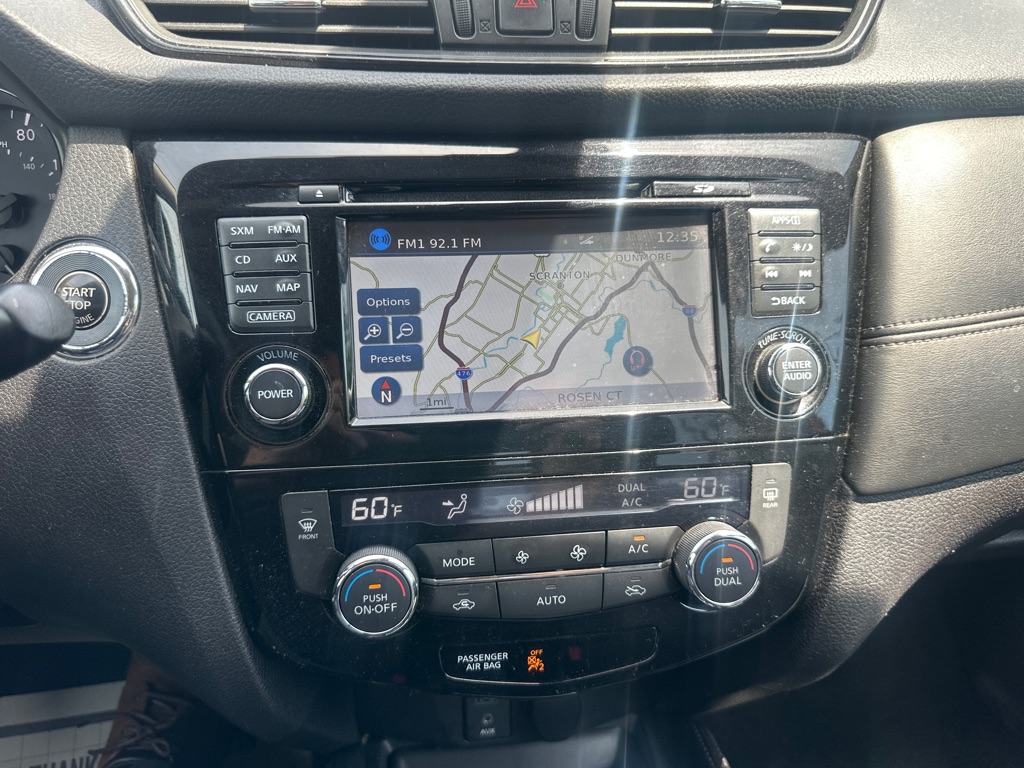 Photo 38 of this NISSAN ROGUE SL