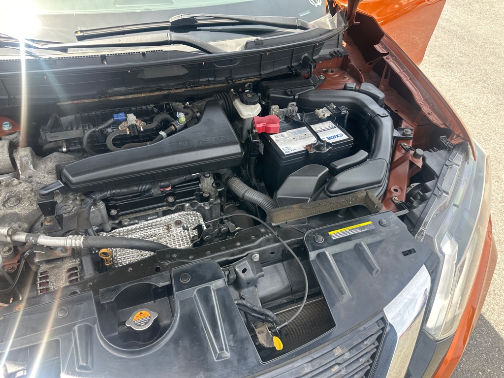 Photo 48 of this NISSAN ROGUE SL