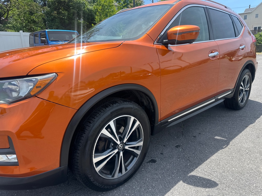 Photo 51 of this NISSAN ROGUE SL