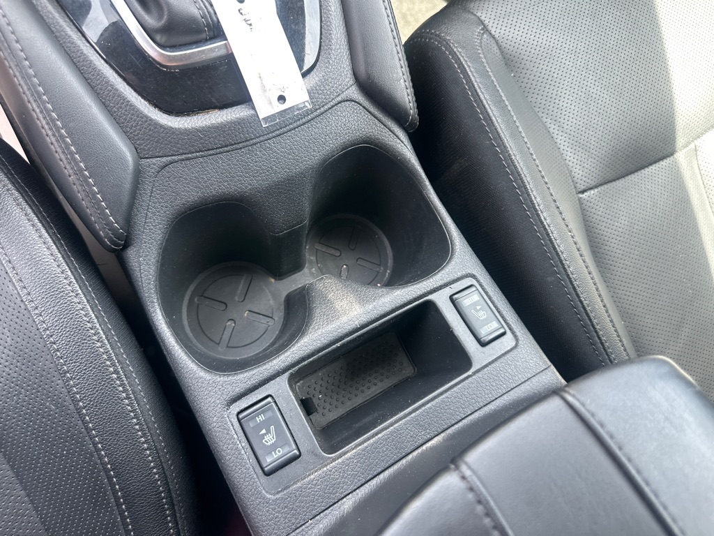 Photo 33 of this NISSAN ROGUE SL