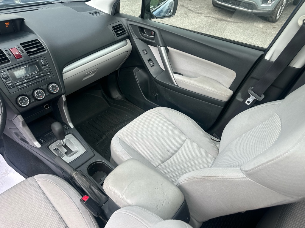 Photo 17 of this SUBARU FORESTER