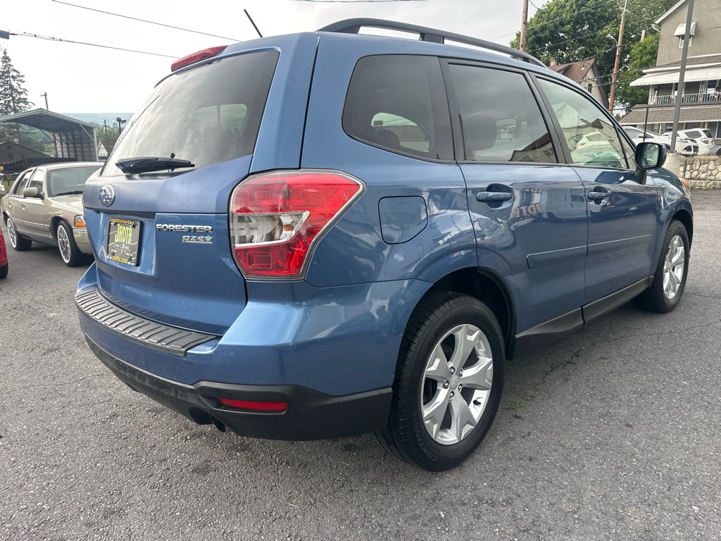 Photo 4 of this SUBARU FORESTER