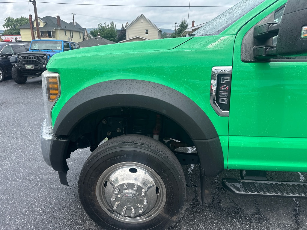 Photo 20 of this FORD F-450 STAKE 4X4