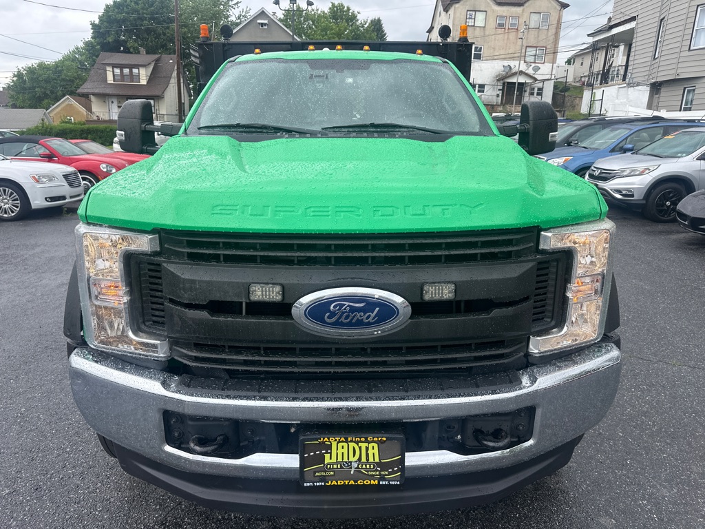 Photo 6 of this FORD F-450 STAKE 4X4