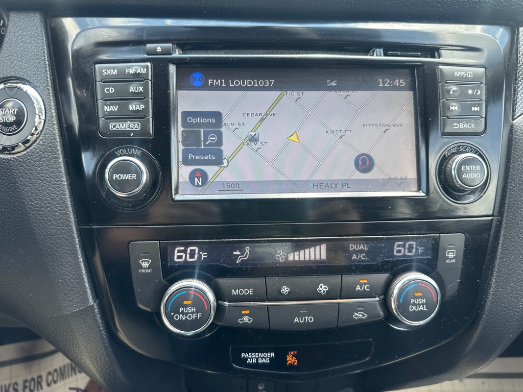Photo 13 of this NISSAN ROGUE SL
