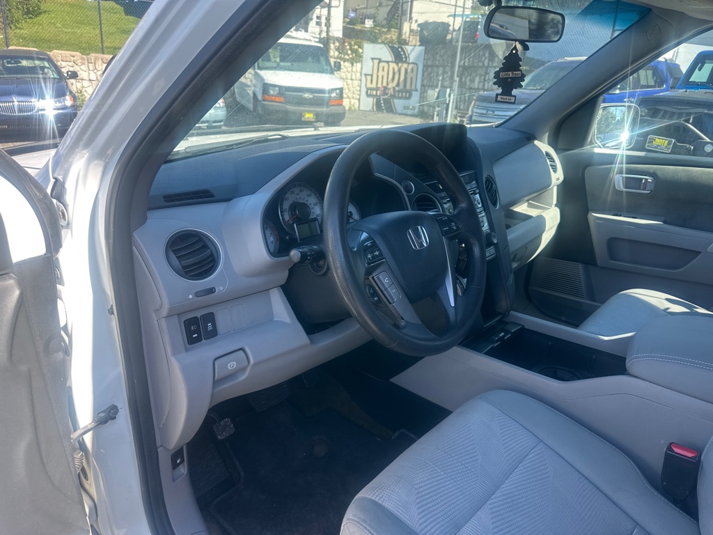 Photo 21 of this HONDA PILOT