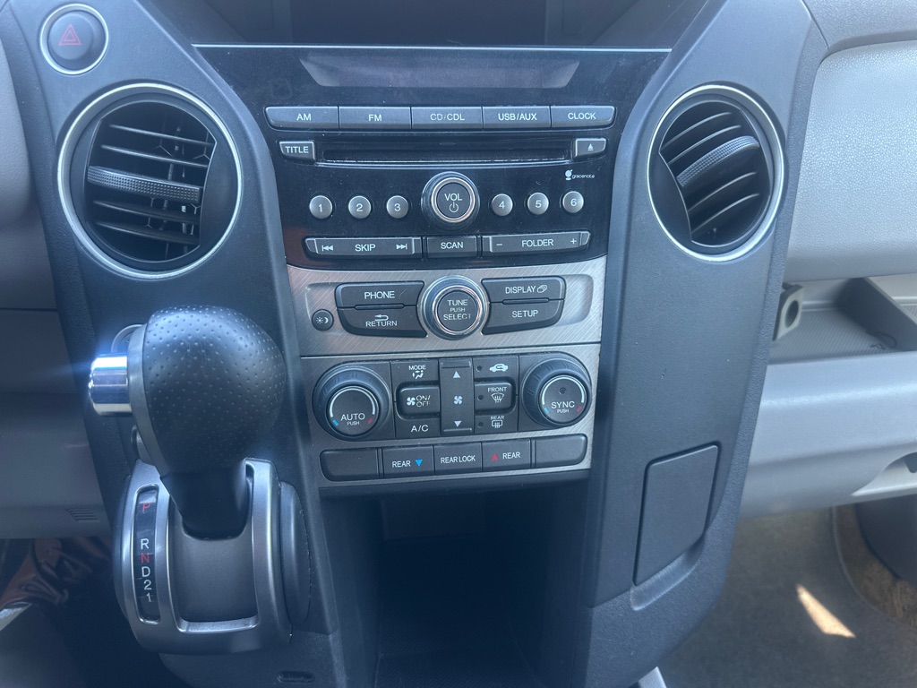 Photo 37 of this HONDA PILOT