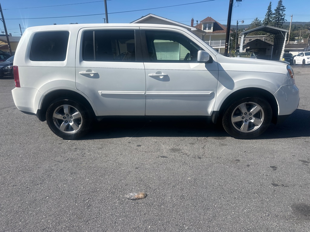 Photo 2 of this HONDA PILOT