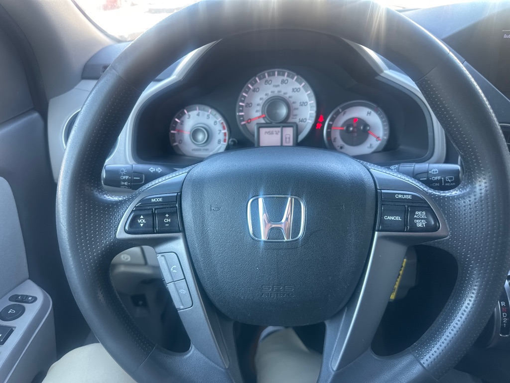 Photo 35 of this HONDA PILOT