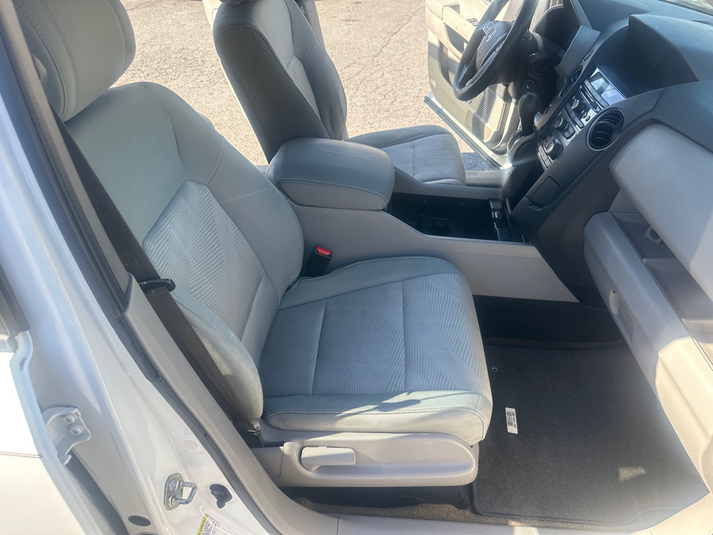 Photo 28 of this HONDA PILOT