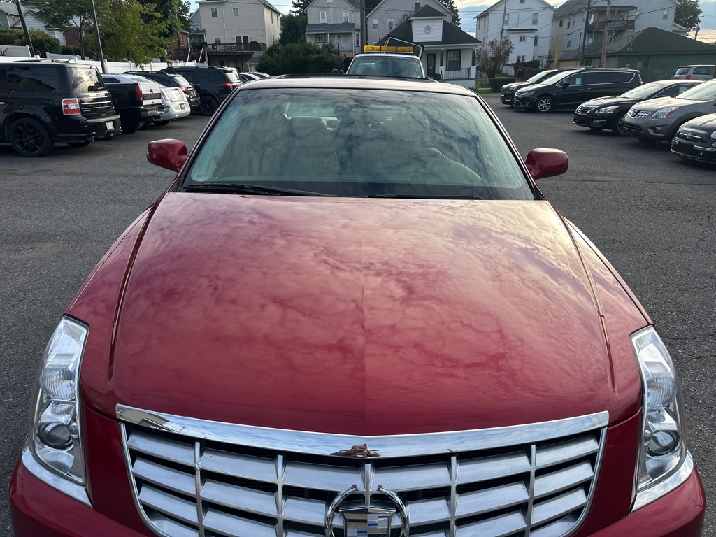 Photo 8 of this CADILLAC DTS