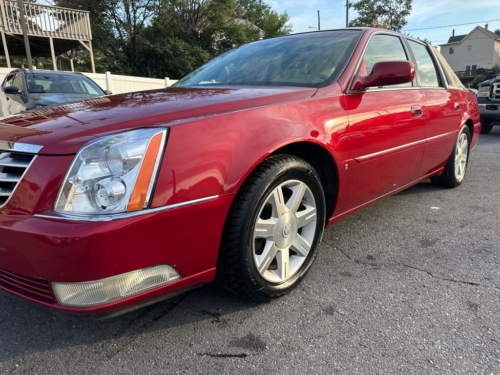 Photo 47 of this CADILLAC DTS