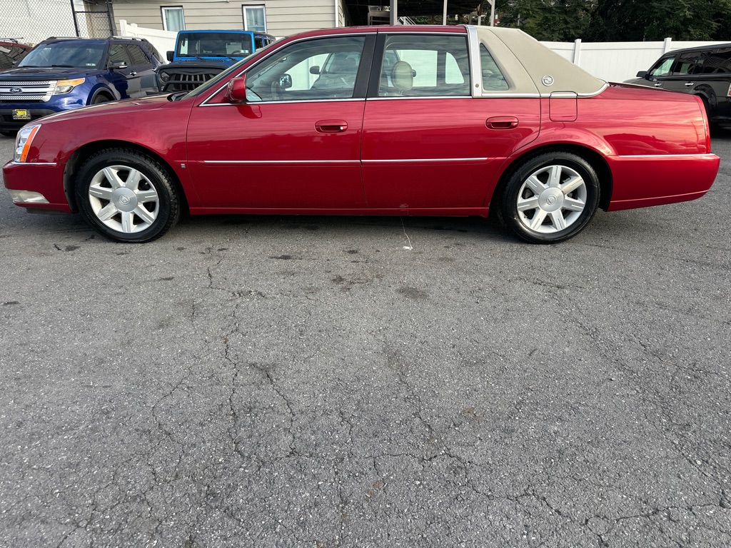 Photo 7 of this CADILLAC DTS