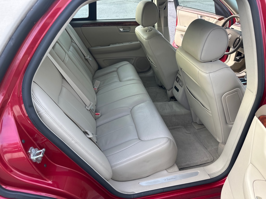 Photo 24 of this CADILLAC DTS
