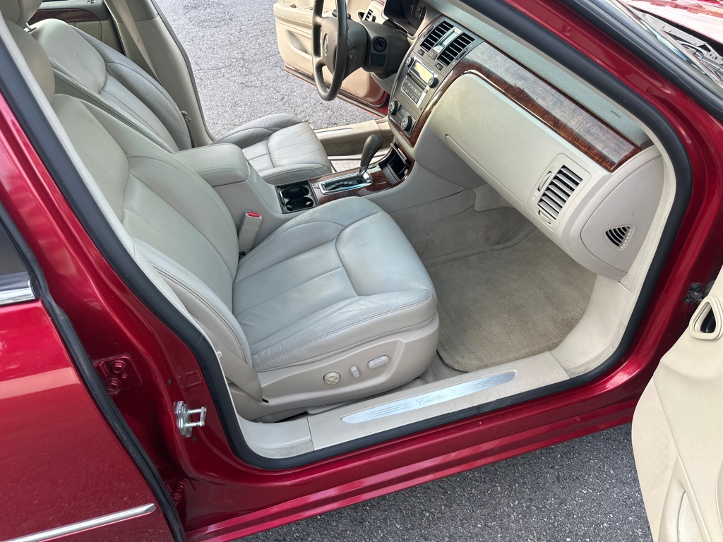 Photo 29 of this CADILLAC DTS