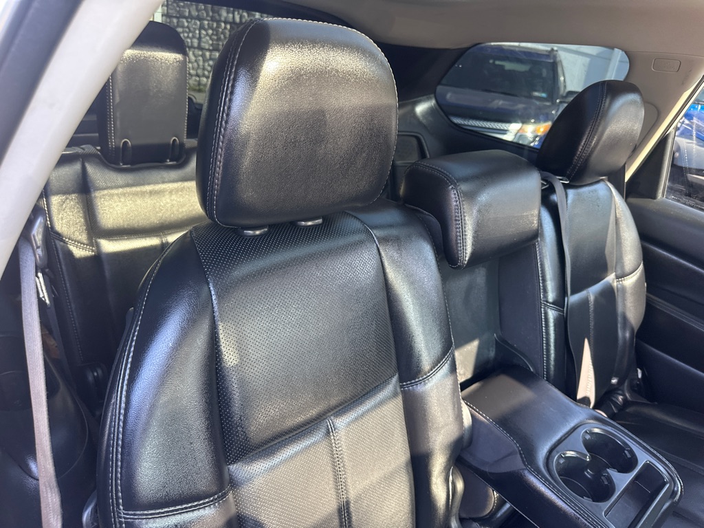 Photo 31 of this NISSAN PATHFINDER PLAT