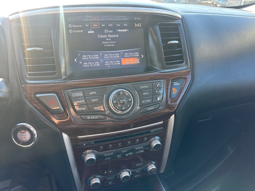 Photo 63 of this NISSAN PATHFINDER PLAT