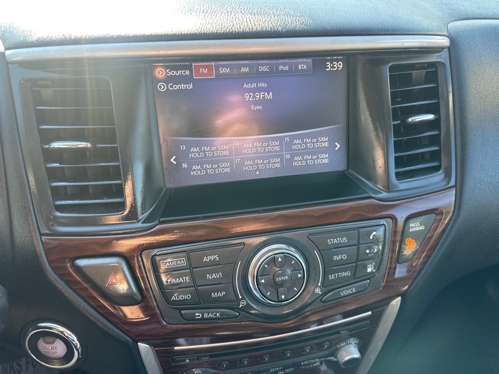 Photo 54 of this NISSAN PATHFINDER PLAT