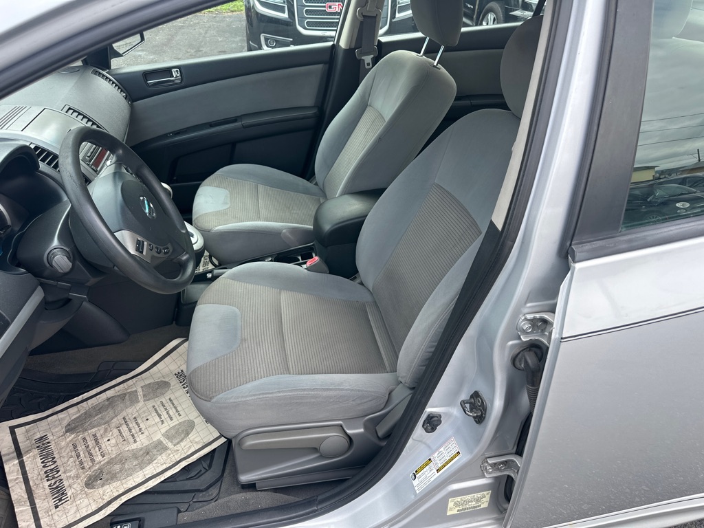 Photo 18 of this NISSAN SENTRA