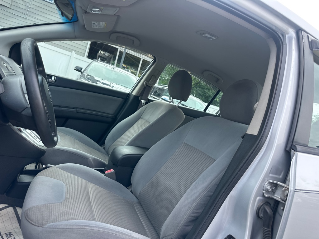 Photo 19 of this NISSAN SENTRA