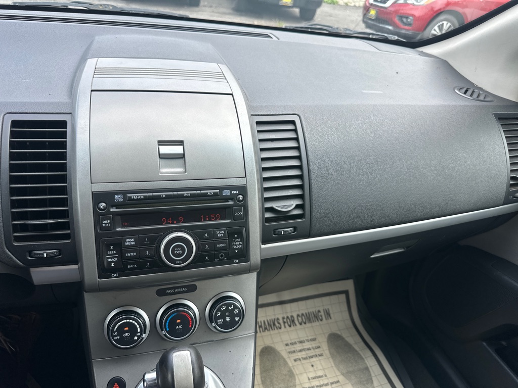 Photo 31 of this NISSAN SENTRA