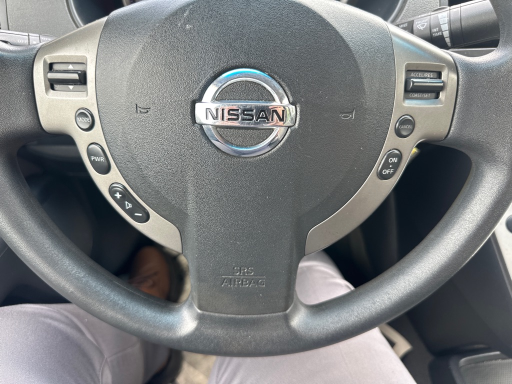 Photo 33 of this NISSAN SENTRA