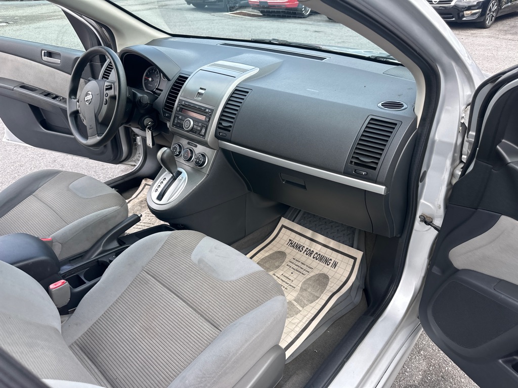 Photo 27 of this NISSAN SENTRA