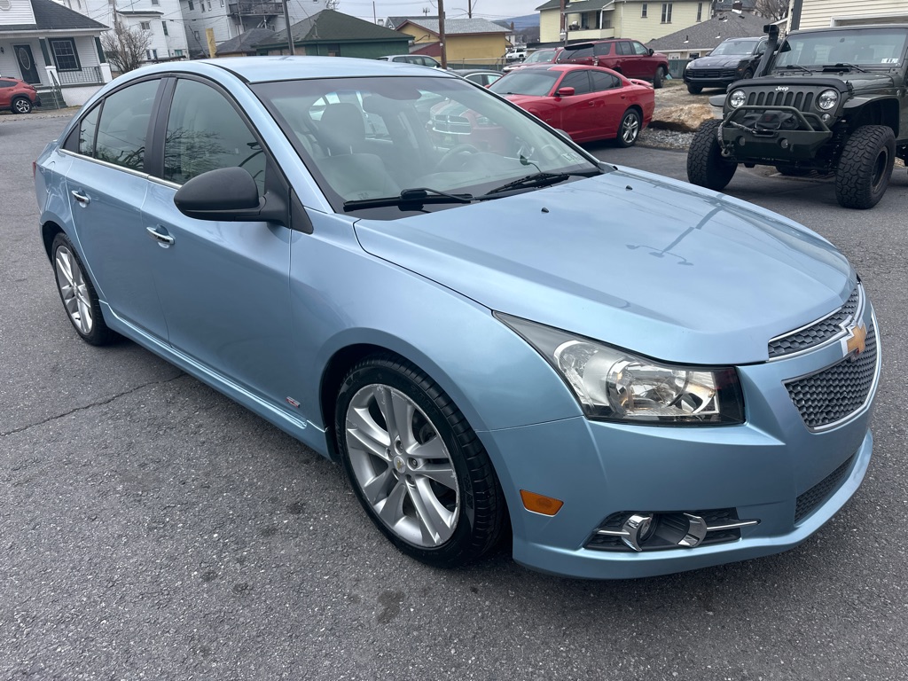 Photo 7 of this CHEVROLET CRUZE LTZ