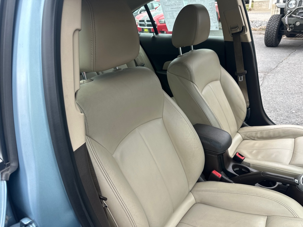 Photo 23 of this CHEVROLET CRUZE LTZ