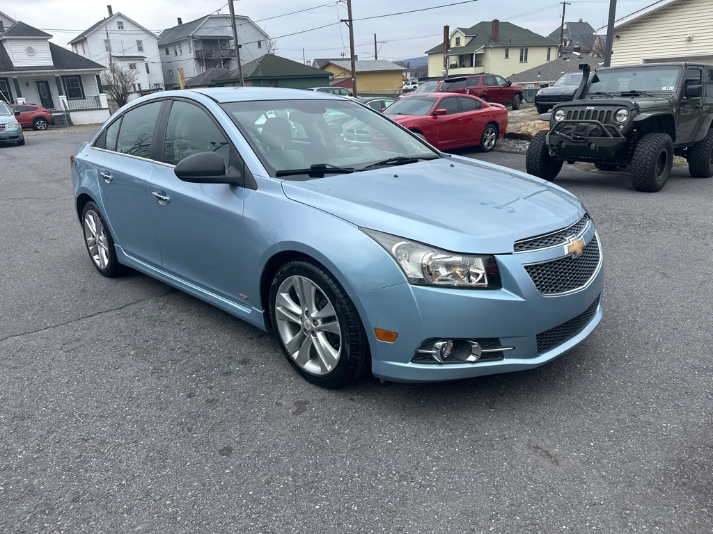 Photo 8 of this CHEVROLET CRUZE LTZ