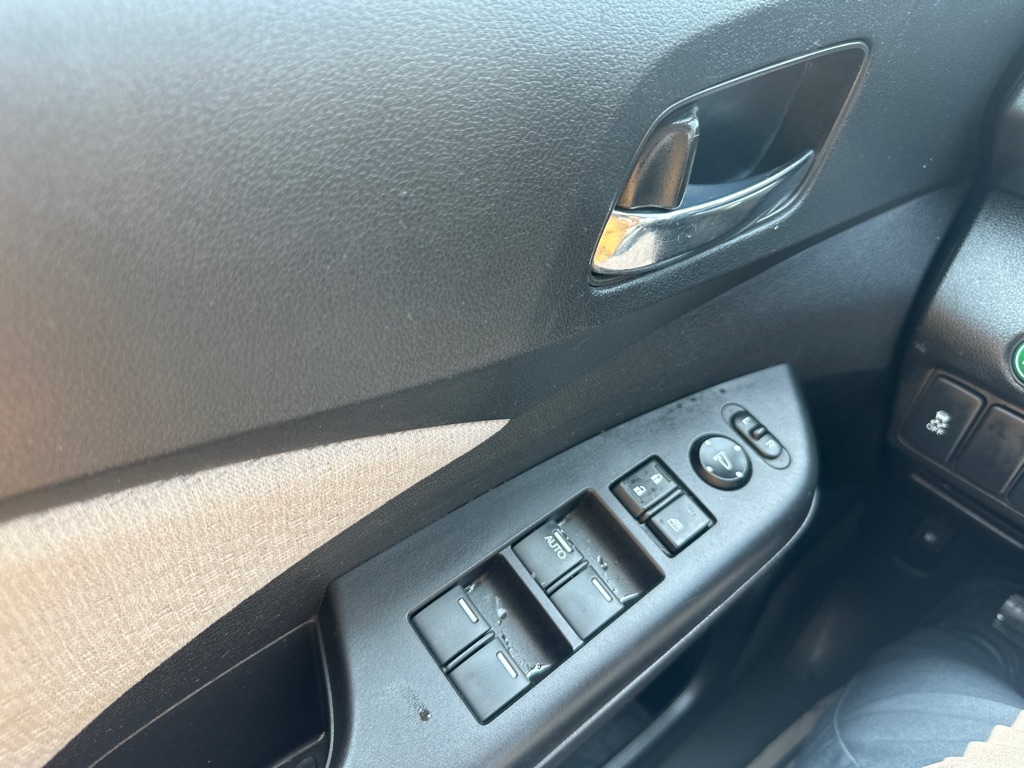 Photo 63 of this HONDA CR-V