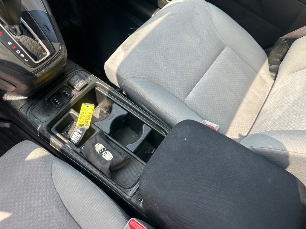Photo 31 of this HONDA CR-V