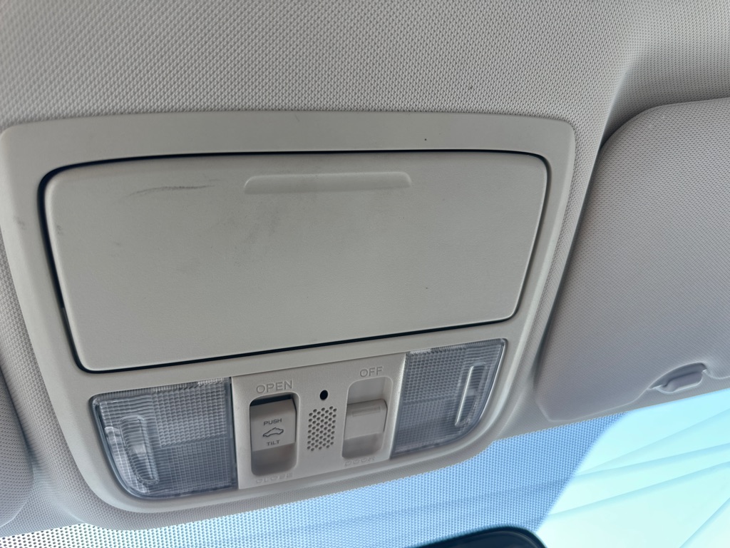 Photo 56 of this HONDA CR-V