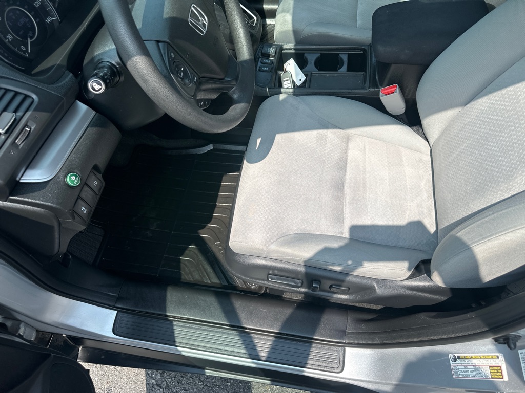 Photo 28 of this HONDA CR-V