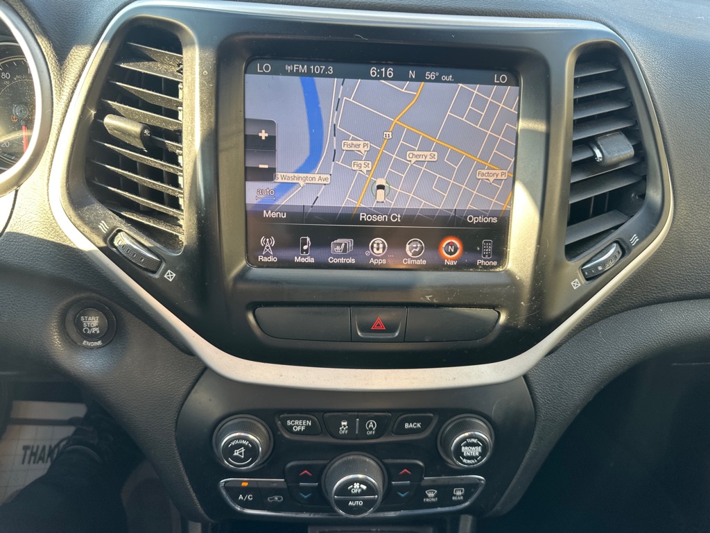Photo 44 of this JEEP CHEROKEE