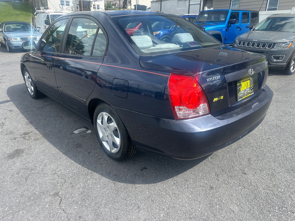 Photo 6 of this HYUNDAI ELANTRA