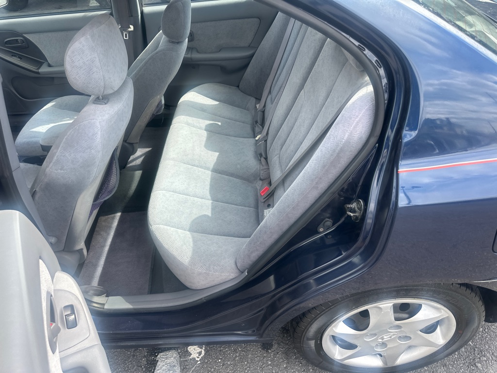 Photo 15 of this HYUNDAI ELANTRA