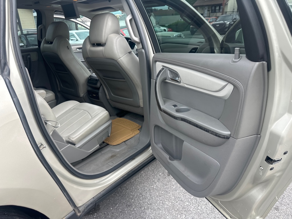 Photo 30 of this CHEVROLET TRAVERSE