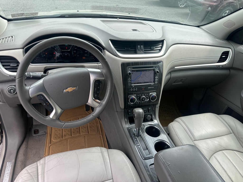 Photo 15 of this CHEVROLET TRAVERSE