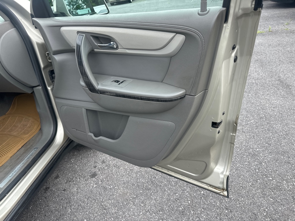 Photo 35 of this CHEVROLET TRAVERSE