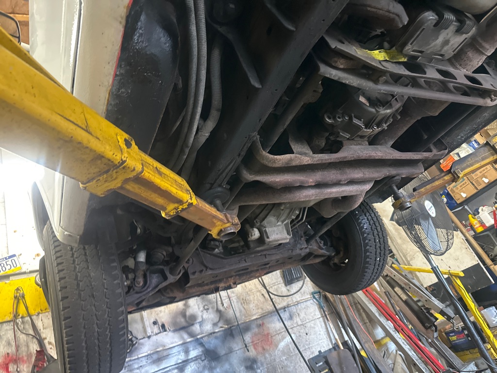 Photo 68 of this CHEVROLET EXPRESS 1500AWD