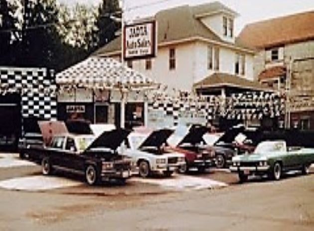 Photo 100 of this LINCOLN TOWN CAR CARTIE