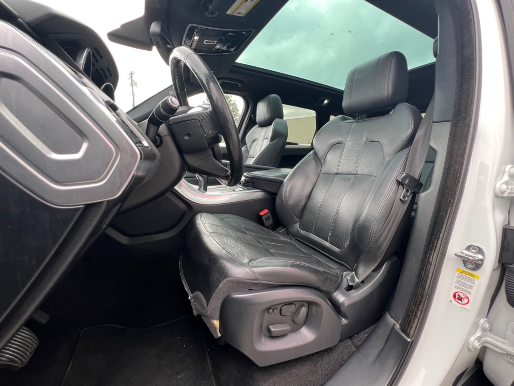 Photo 14 of this LAND ROVER RANGE ROVER SPO