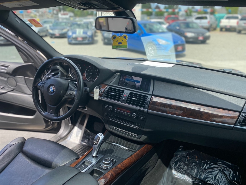Photo 18 of this BMW X5