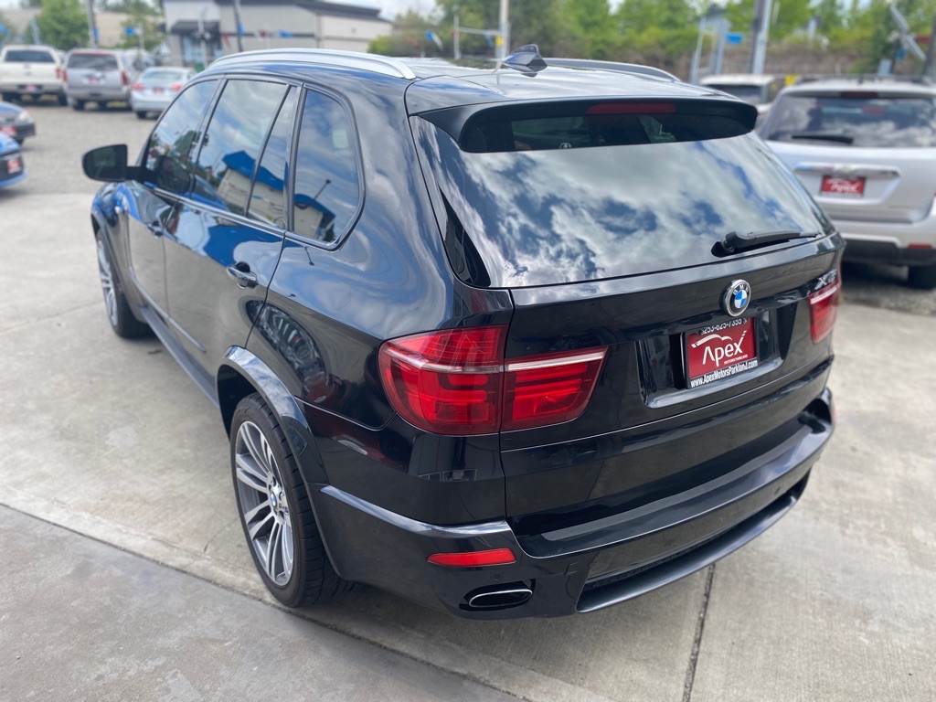 Photo 5 of this BMW X5