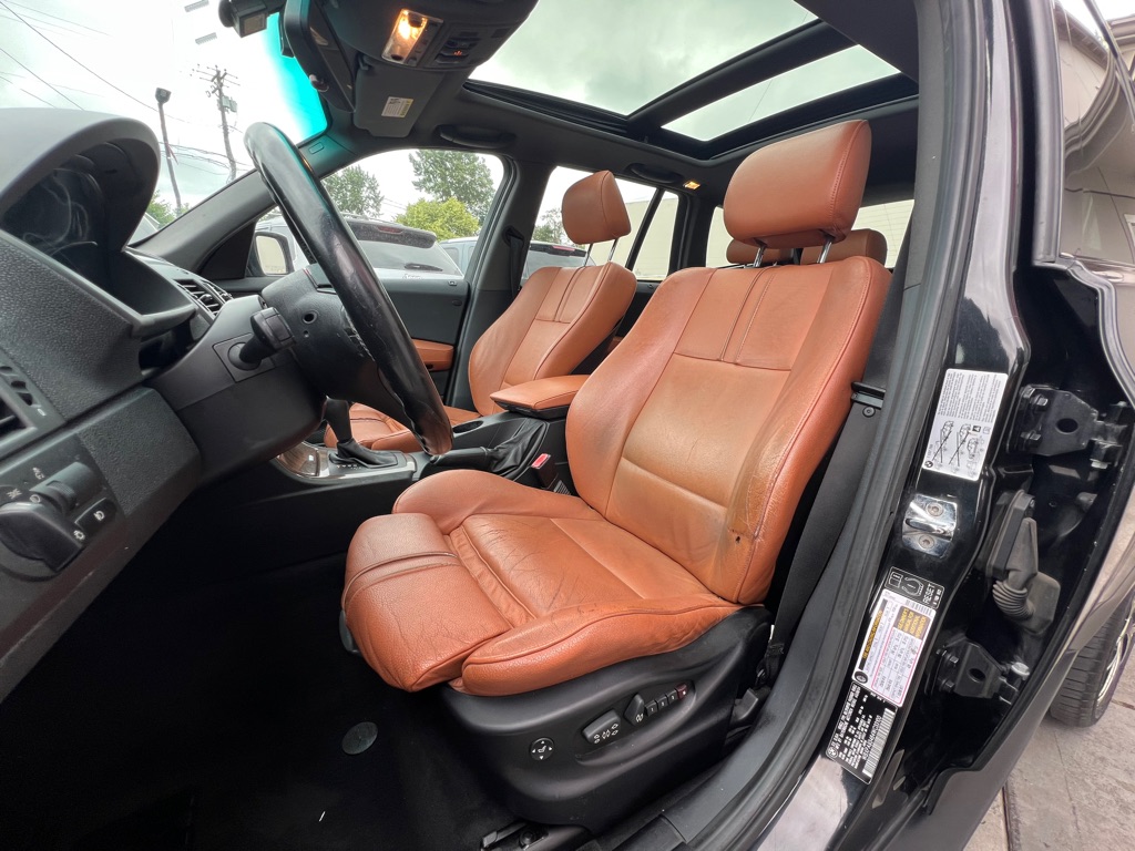 Photo 12 of this BMW X3