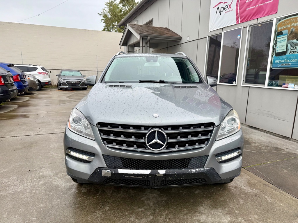 Photo 2 of this MERCEDES-BENZ M-CLASS