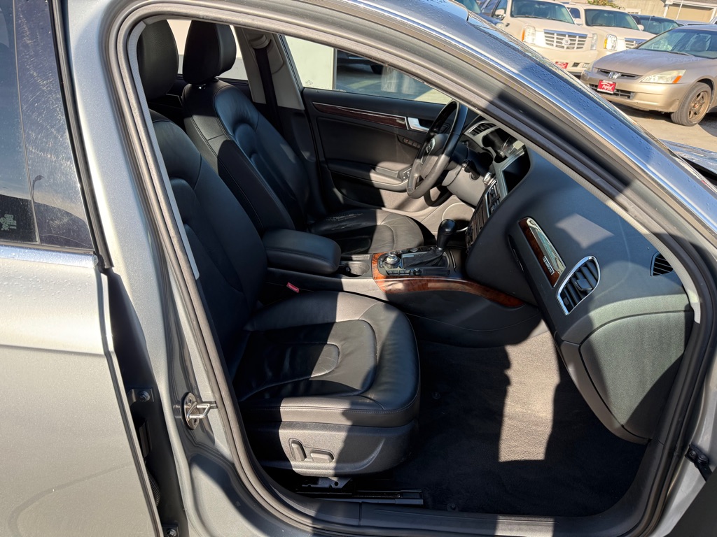 Photo 16 of this AUDI A4