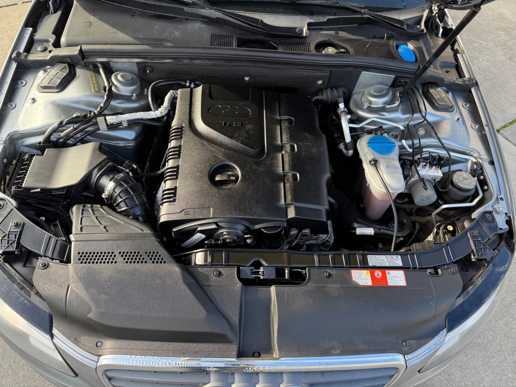 Photo 7 of this AUDI A4