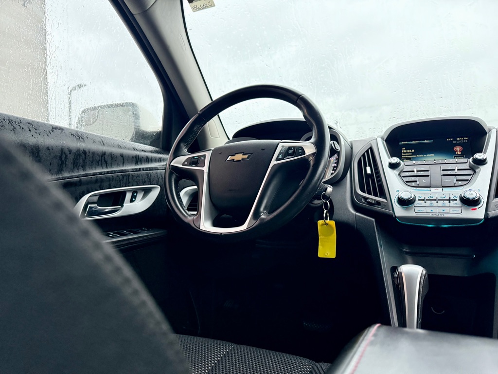 Photo 12 of this CHEVROLET EQUINOX